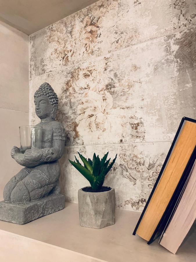 Studio Lux Loft On Victory Street In The City Center Vinnitsja Eksteriør billede